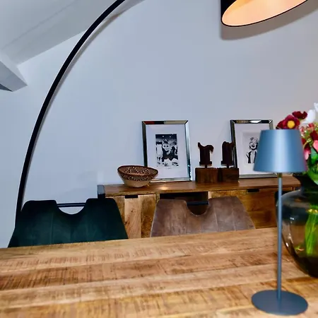 Apartment Aix