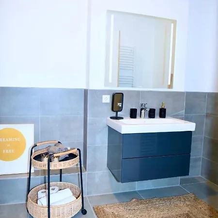 Apartment Aix